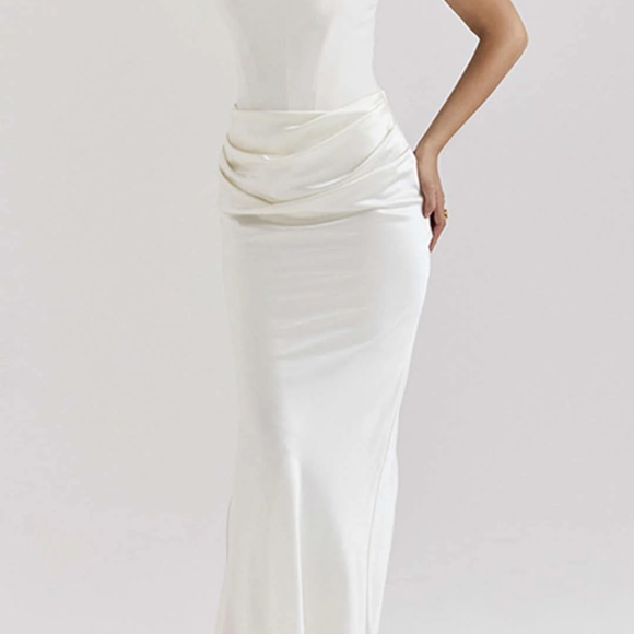 Later Strapless Mermaid Maxi Dress - White - Picture 2 of 2